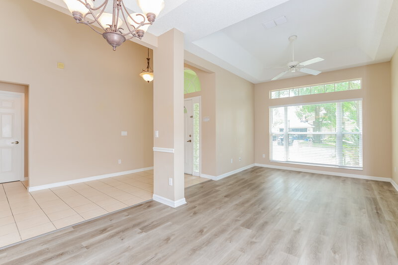 2,515/Mo, 757 White Ivey Ct Apopka, FL 32712 Dining Room View 2