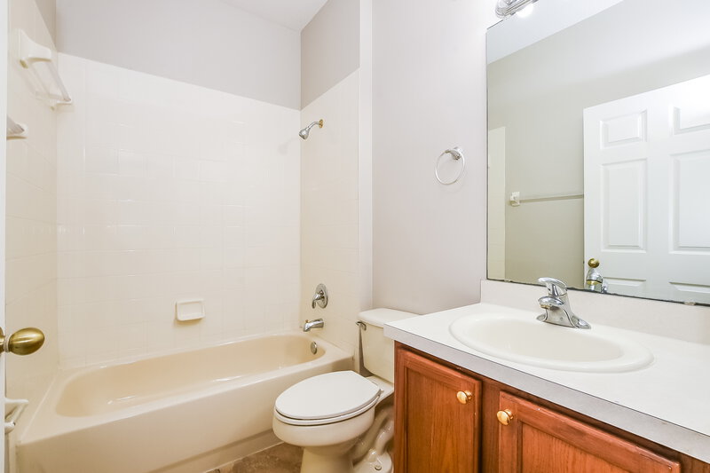 2,340/Mo, 14200 Viburnum Ln Orlando, FL 32828 Bathroom View