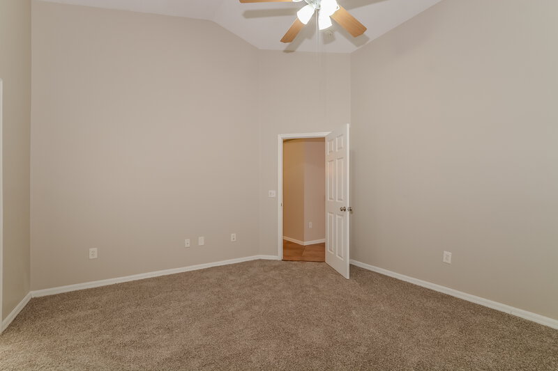 2,220/Mo, 10710 Wildlife Pl Orlando, FL 32825 Main Bedroom View