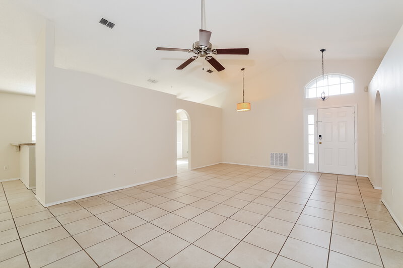 2,235/Mo, 601 Spinnaker Way Lake Mary, FL 32746 Living Room View 2