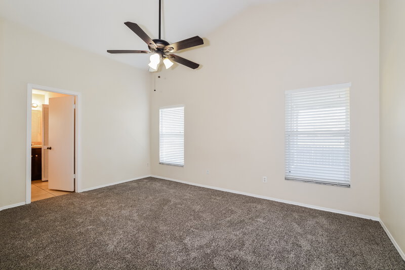 2,235/Mo, 601 Spinnaker Way Lake Mary, FL 32746 Main Bedroom View