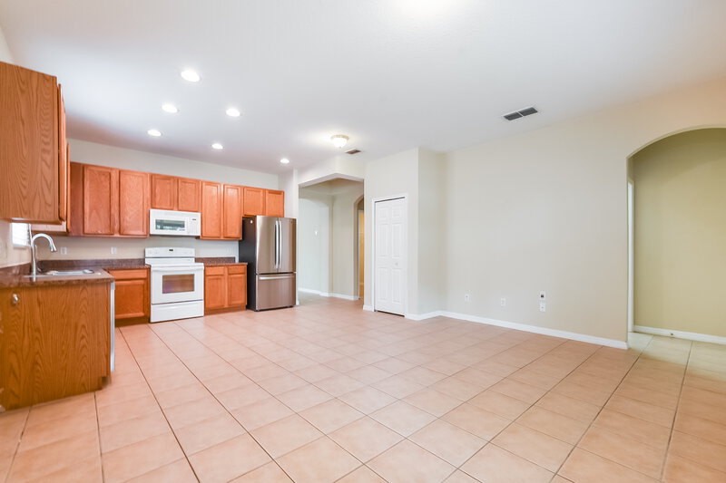 2,305/Mo, 14018 Mailer Blvd Orlando, FL 32828 Dining Room View