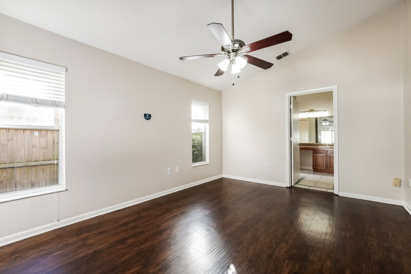 2,085/Mo, 1047 Eagles Forrest Drive Apopka, FL 32712 Main Bedroom View