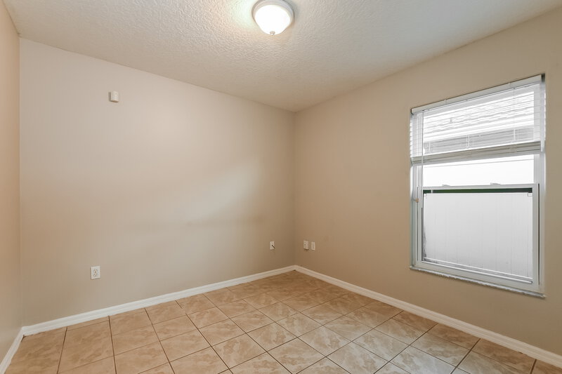 2,210/Mo, 330 Seville Pointe Ave Orlando, FL 32807 Bedroom View 4