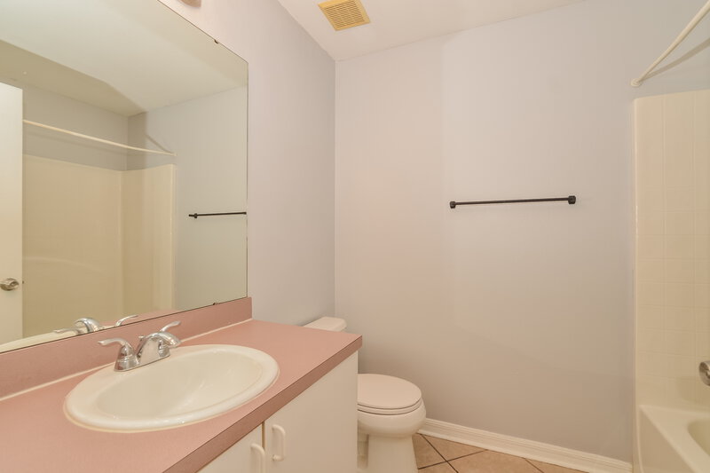 2,080/Mo, 6845 Ebans Bnd Orlando, FL 32807 Bathroom View