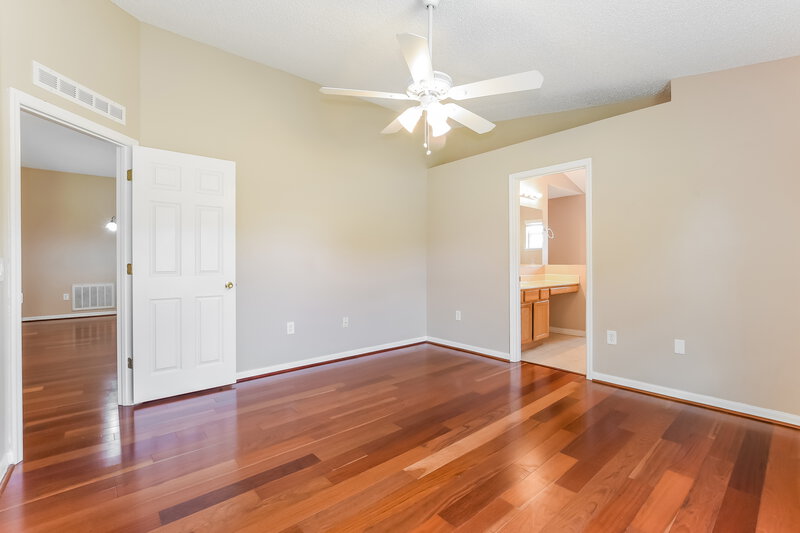 2,090/Mo, 1349 Welch Ridge Ter Apopka, FL 32712 Main Bedroom View 2
