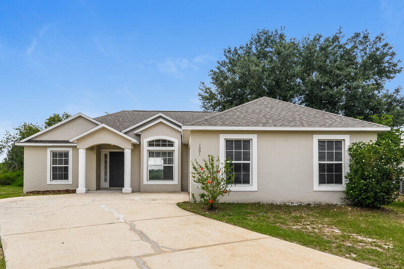 1,920/Mo, 1001 Gary Dr Saint Cloud, FL 34772 External View