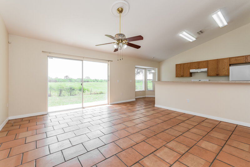 1,920/Mo, 1001 Gary Dr Saint Cloud, FL 34772 Living Room View