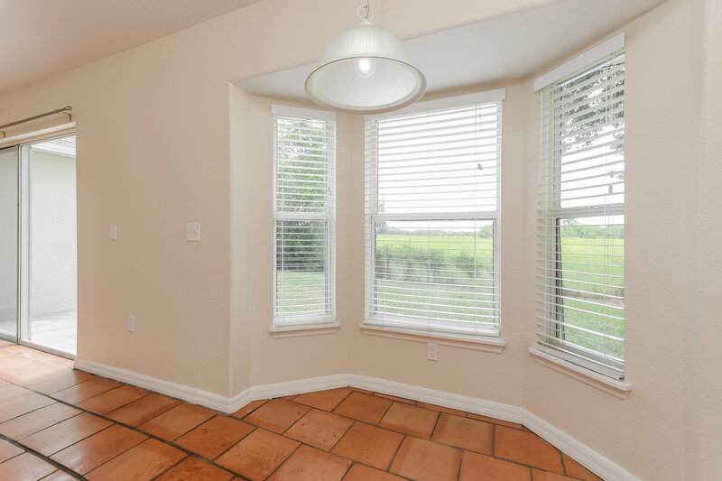 1,920/Mo, 1001 Gary Dr Saint Cloud, FL 34772 Breakfast Nook View