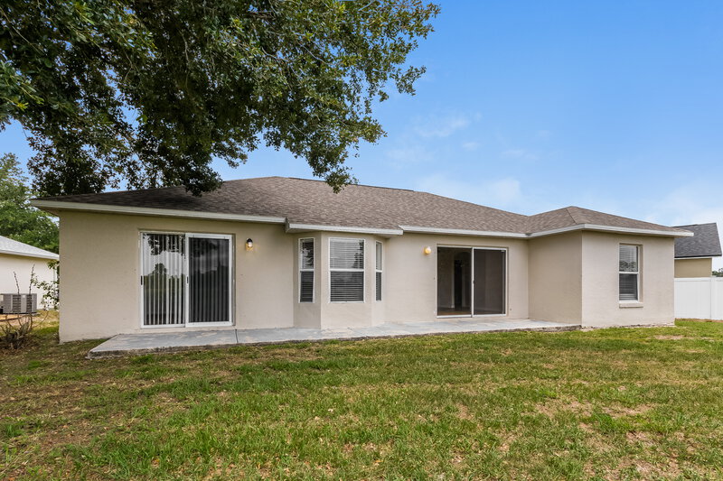 1,920/Mo, 1001 Gary Dr Saint Cloud, FL 34772 Rear View