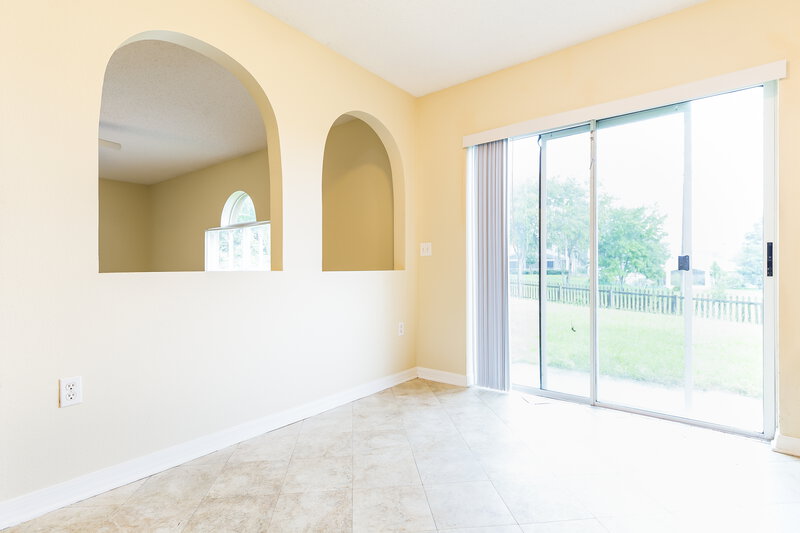 2,020/Mo, 1022 Chateau Cir Minneola, FL 34715 Breakfast Nook View