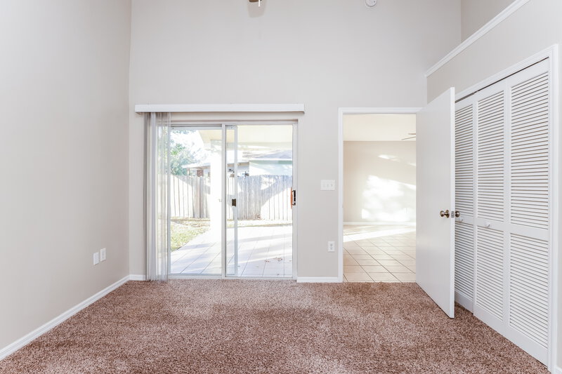 2,185/Mo, 11734 Sindlesham Ct Orlando, FL 32837 Main Bedroom View