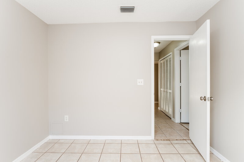 2,185/Mo, 11734 Sindlesham Ct Orlando, FL 32837 Bedroom View 2