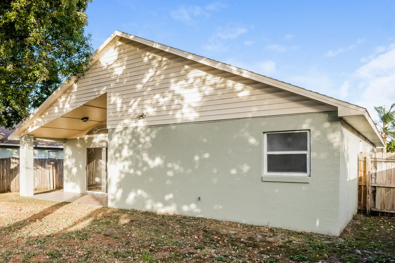 2,185/Mo, 11734 Sindlesham Ct Orlando, FL 32837 Rear View 3