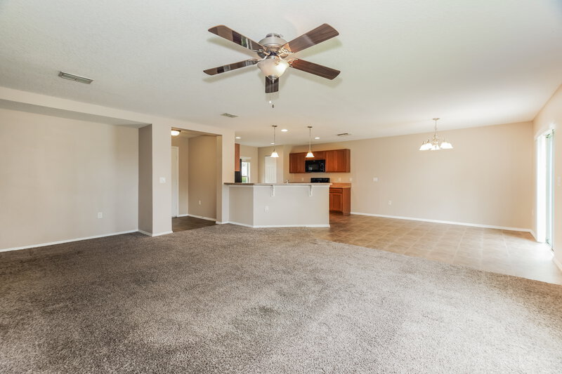 2,415/Mo, 3214 Saint Croix Ln Clermont, FL 34711 Living Room View 2