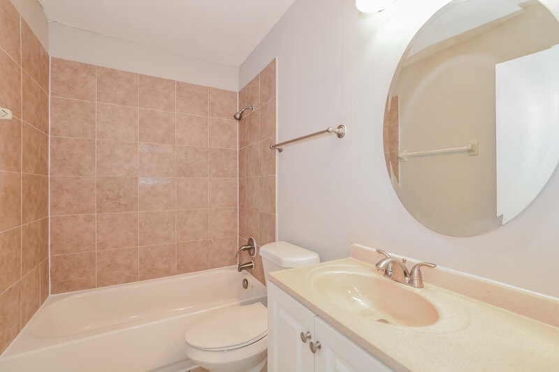 2,125/Mo, 2716 Talladega Drive Orlando, FL 32826 Bathroom View