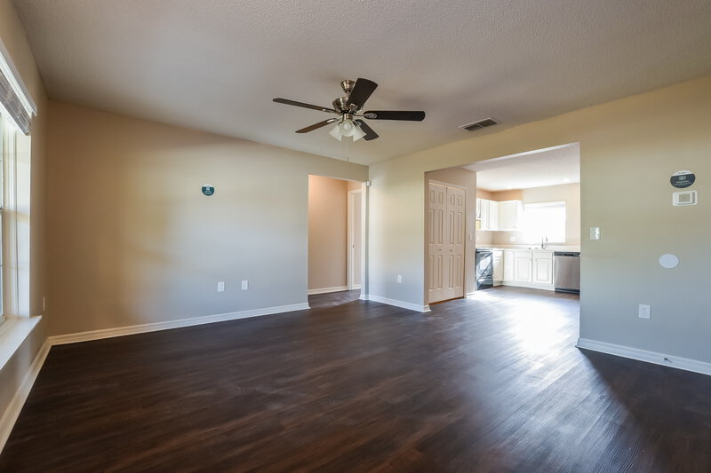 1,795/Mo, 449 Cardinal Ct Kissimmee, FL 34759 Living Room View 2