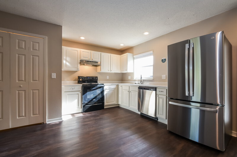 1,795/Mo, 449 Cardinal Ct Kissimmee, FL 34759 Kitchen View