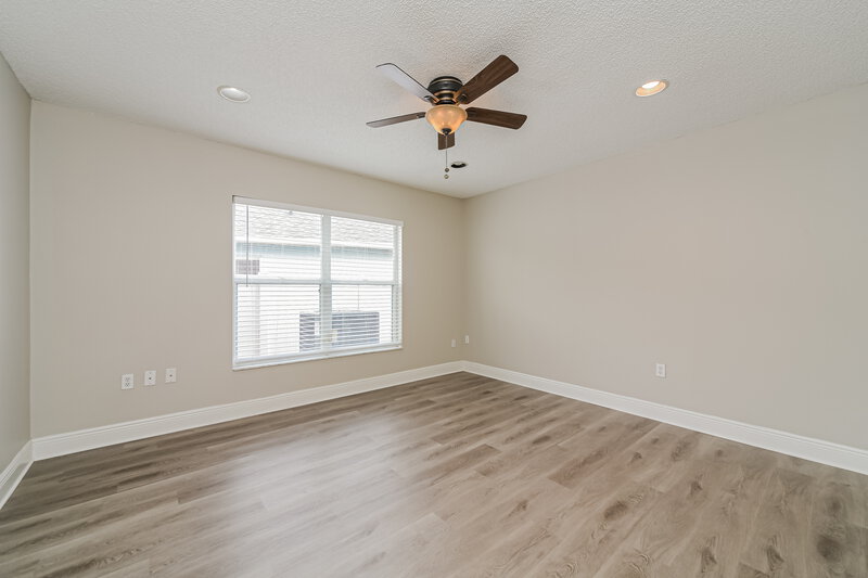 2,575/Mo, 4235 Mendenwood Ln Orlando, FL 32826 Living Room View