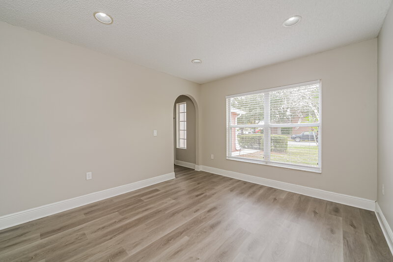 2,575/Mo, 4235 Mendenwood Ln Orlando, FL 32826 Dining Room View