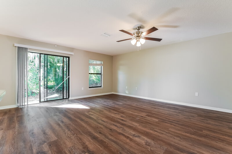 1,970/Mo, 356 Southern Winds Blvd Deland, FL 32720 Living Room View