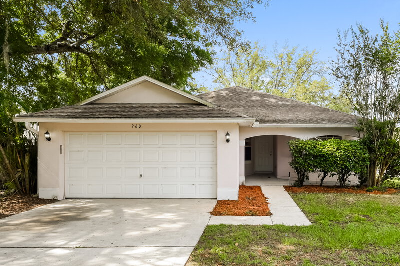 2,110/Mo, 960 Windsong Cir Apopka, FL 32703 External View