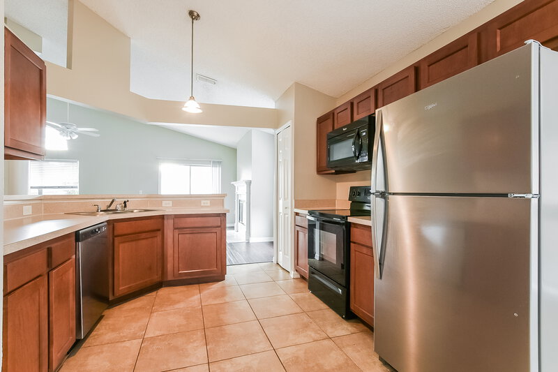 2,475/Mo, 792 Alto Pl Lake Mary, FL 32746 Kitchen View