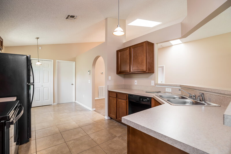 2,505/Mo, 792 Alto Pl Lake Mary, FL 32746 Kitchen View