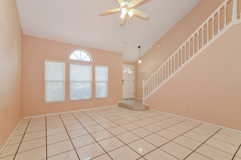 2,045/Mo, 2066 Inge Ct Apopka, FL 32703 Living Room View 2