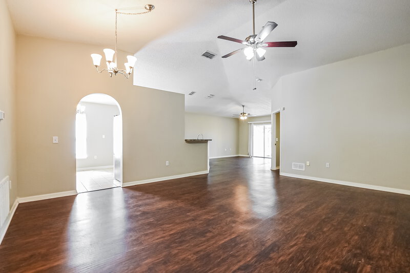 2,080/Mo, 3047 Elbib Drive Saint Cloud, FL 34772 Living Room View 6