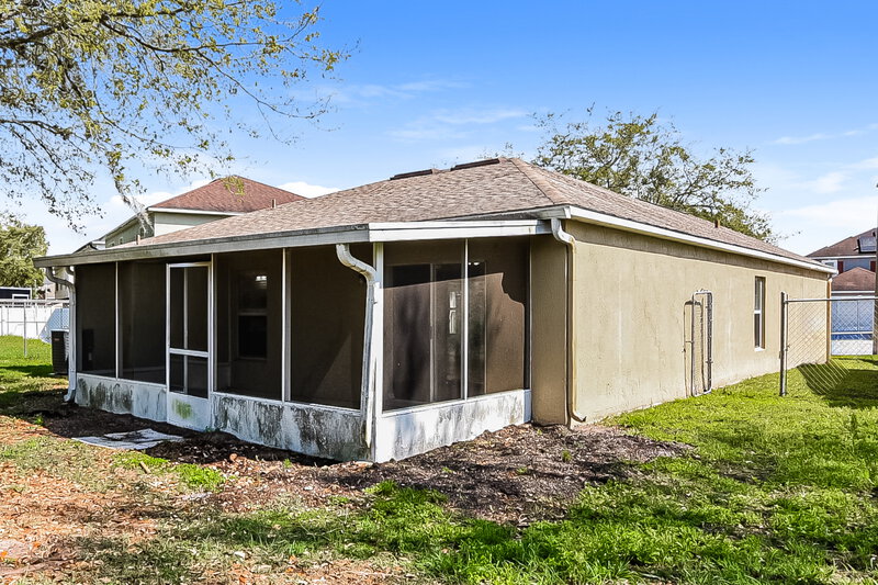 2,080/Mo, 3047 Elbib Drive Saint Cloud, FL 34772 Rear View