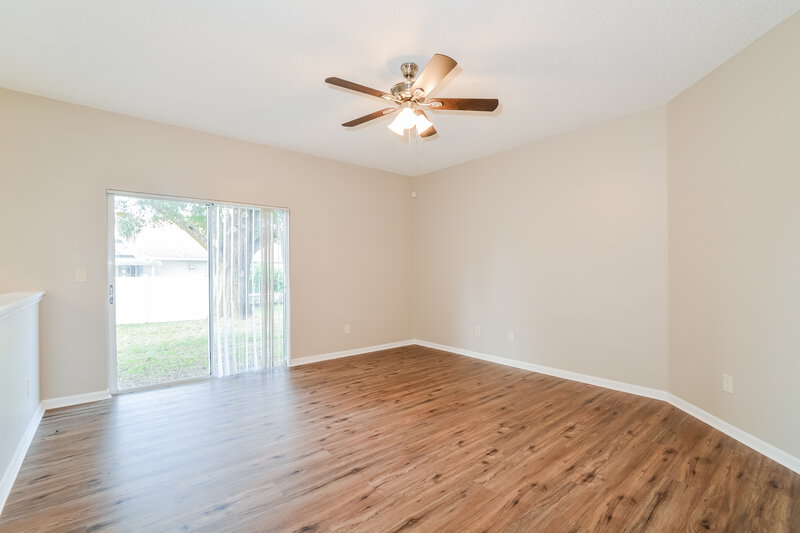 2,070/Mo, 7719 Brookway St Orlando, FL 32817 Dining Room View 2