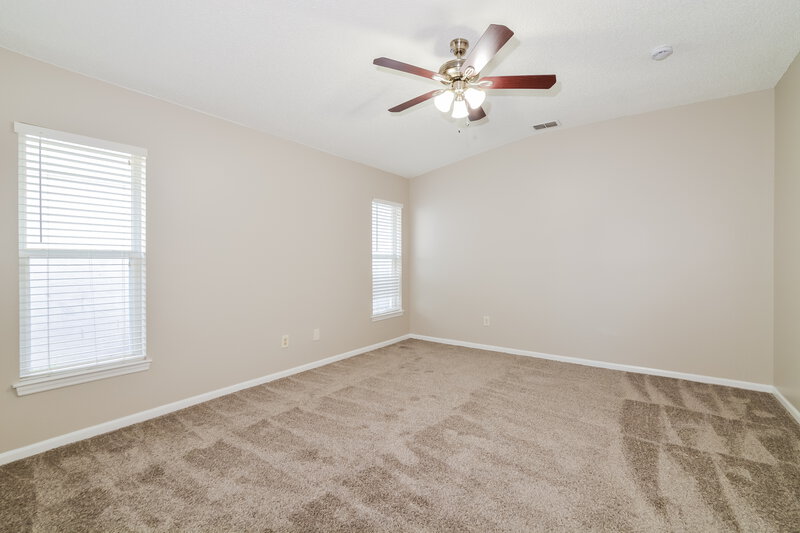 2,070/Mo, 7719 Brookway St Orlando, FL 32817 Main Bedroom View