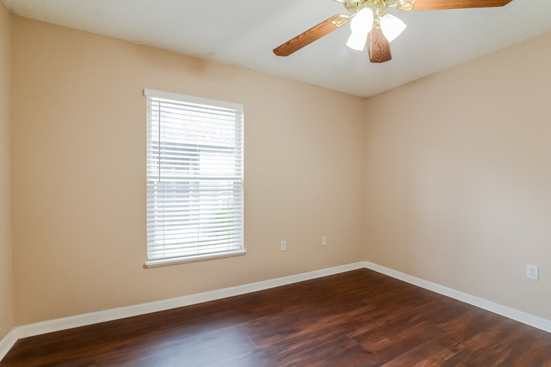 2,225/Mo, 10546 Rocking a Run Orlando, FL 32825 Bedroom View 2