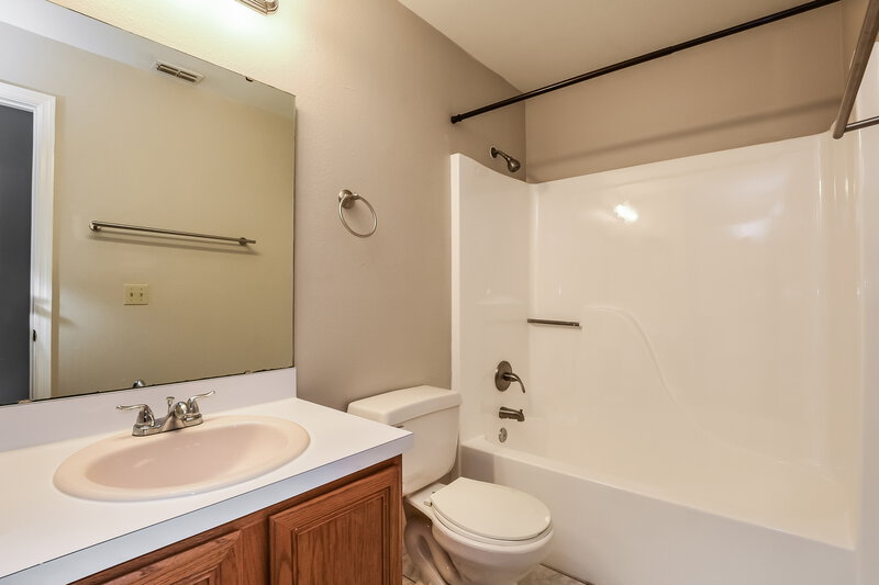 2,045/Mo, 2711 Ashley Ct Kissimmee, FL 34743 Bathroom View