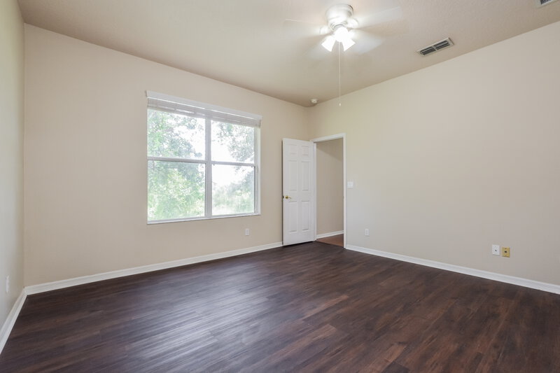 1,860/Mo, 4829 Cape Hatteras Dr Clermont, FL 34714 Main Bedroom View 2