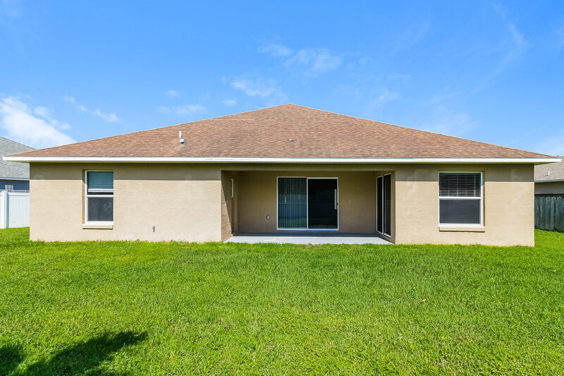 2,375/Mo, 2813 Latter Day Ct Saint Cloud, FL 34772 Rear View