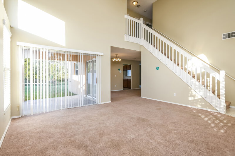 2,370/Mo, 307 Sanddollar Ct Kissimmee, FL 34743 Living Room View 2
