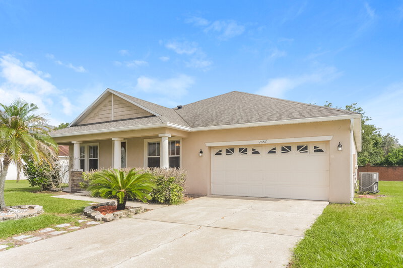 2,380/Mo, 2057 Bearing Ln Kissimmee, FL 34744 Front View