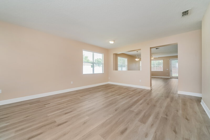 2,380/Mo, 2057 Bearing Ln Kissimmee, FL 34744 Living Room View