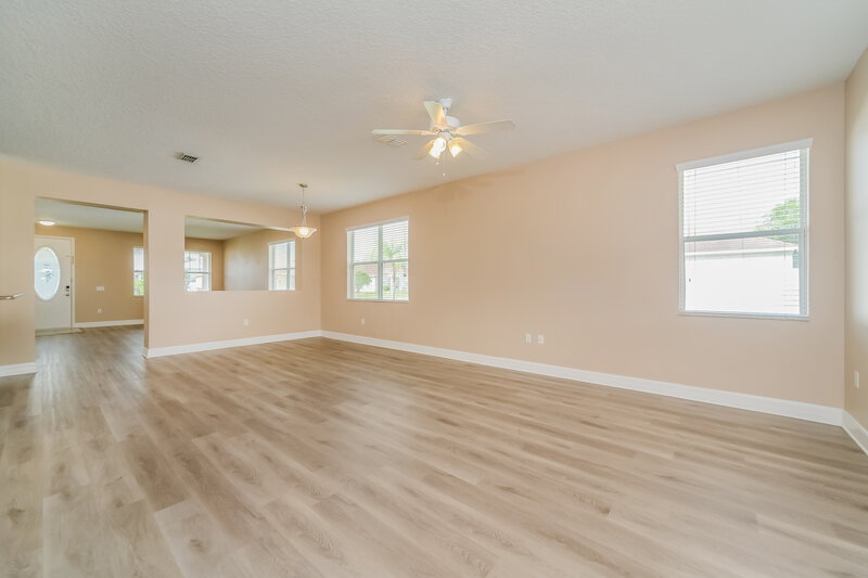 2,380/Mo, 2057 Bearing Ln Kissimmee, FL 34744 Family Room View
