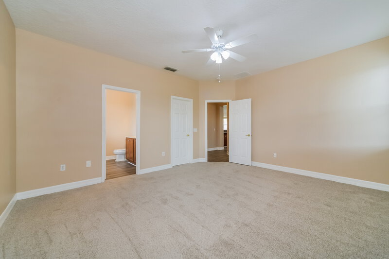 2,380/Mo, 2057 Bearing Ln Kissimmee, FL 34744 Main Bedroom View 2