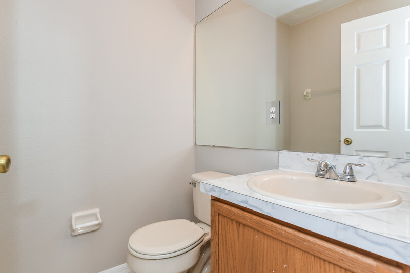 2,550/Mo, 1027 Woodsong Way Clermont, FL 34714 Powder Room View