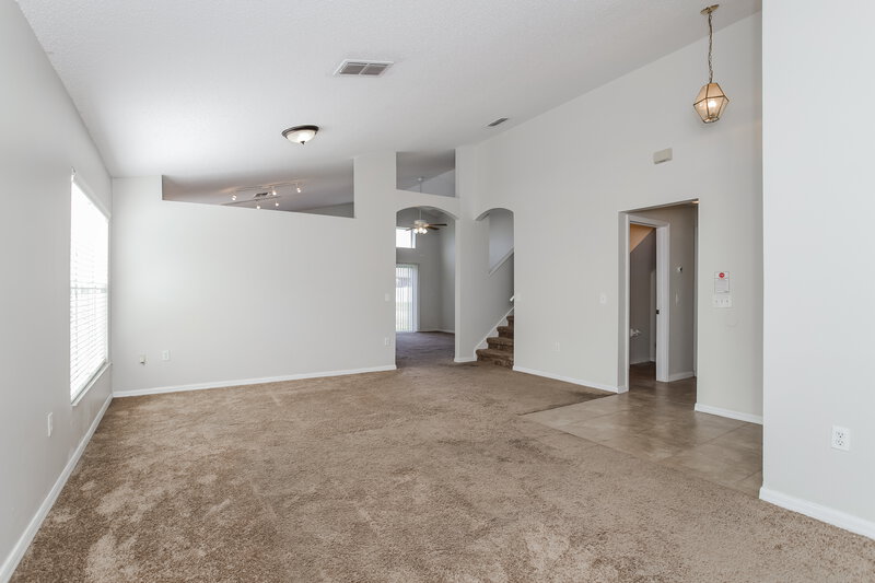 2,285/Mo, 1300 Creekview Ct Saint Cloud, FL 34772 Living Room View