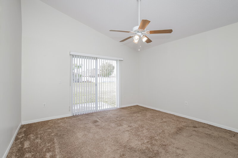 2,285/Mo, 1300 Creekview Ct Saint Cloud, FL 34772 Main Bathroom View