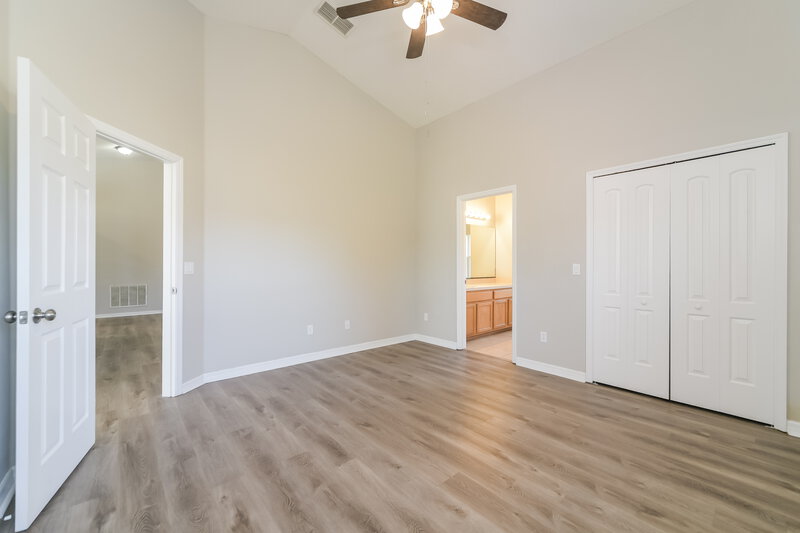 2,035/Mo, 2628 Sunningdale Dr Kissimmee, FL 34746 Main Bedroom View 2