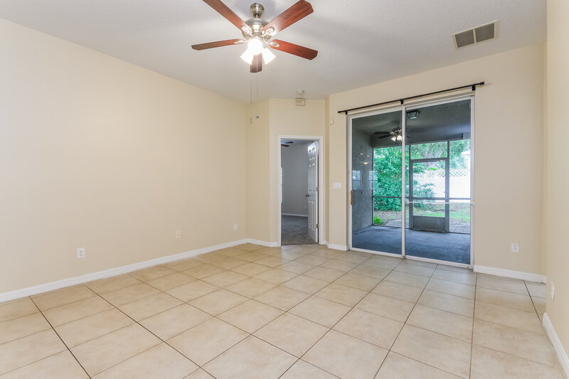 2,365/Mo, 5516 Cape Hatteras Dr Clermont, FL 34714 Living Room View