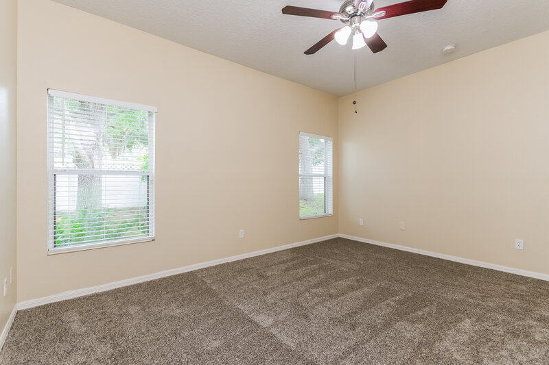 2,365/Mo, 5516 Cape Hatteras Dr Clermont, FL 34714 Main Bedroom View 2