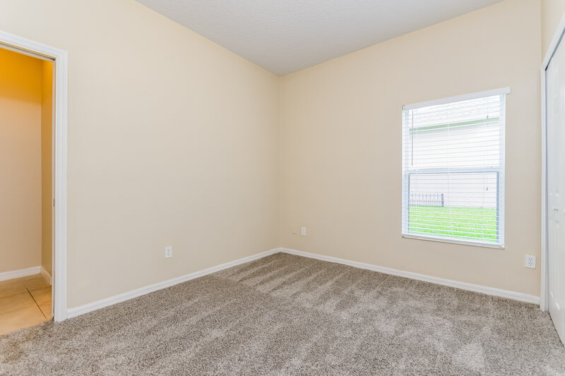 2,365/Mo, 5516 Cape Hatteras Dr Clermont, FL 34714 Bedroom View 3