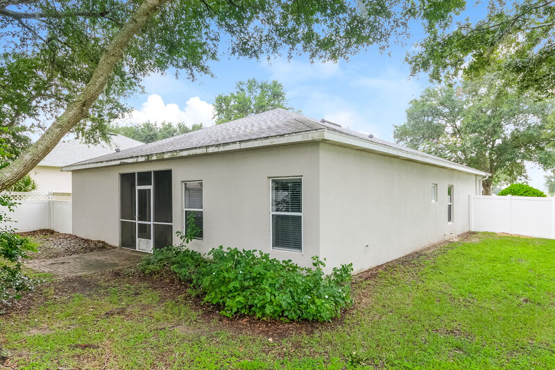 2,365/Mo, 5516 Cape Hatteras Dr Clermont, FL 34714 Rear View